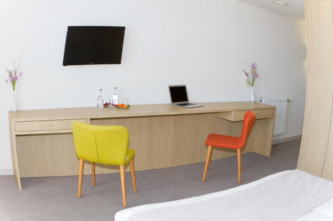 Bourquin Hotel - Lycee Hotelier Christian Bourquin Argeles-sur-Mer Bagian luar foto