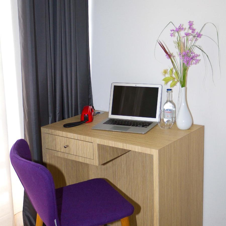 Bourquin Hotel - Lycee Hotelier Christian Bourquin Argeles-sur-Mer Bagian luar foto